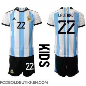 Argentina Lautaro Martinez #22 Hjemmebanetrøje Børn VM 2022 Kortærmet (+ Korte bukser)
